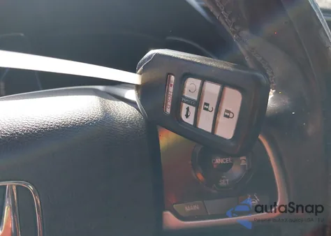 2019 Honda Civic Sport z USA, uszkodzony, nr VIN 2HGFC2F8XKH572302